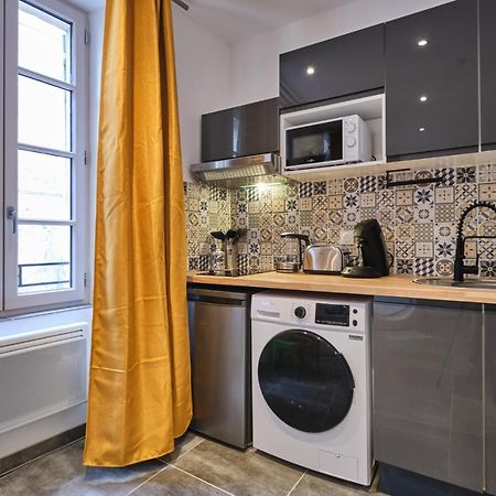 Place Carnot - Studio Tout Equipe Avec Jacuzzi Proche Toutes Commodites 카르카손 외부 사진